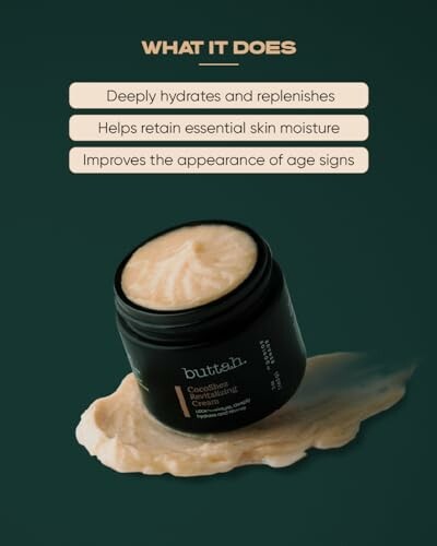 Hydrating cream benefits on a green background.